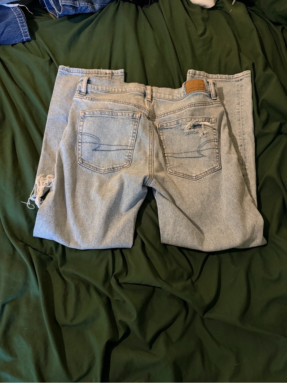American Eagle Outfitters Light Blue Relaxed Fit Distressed Jeans